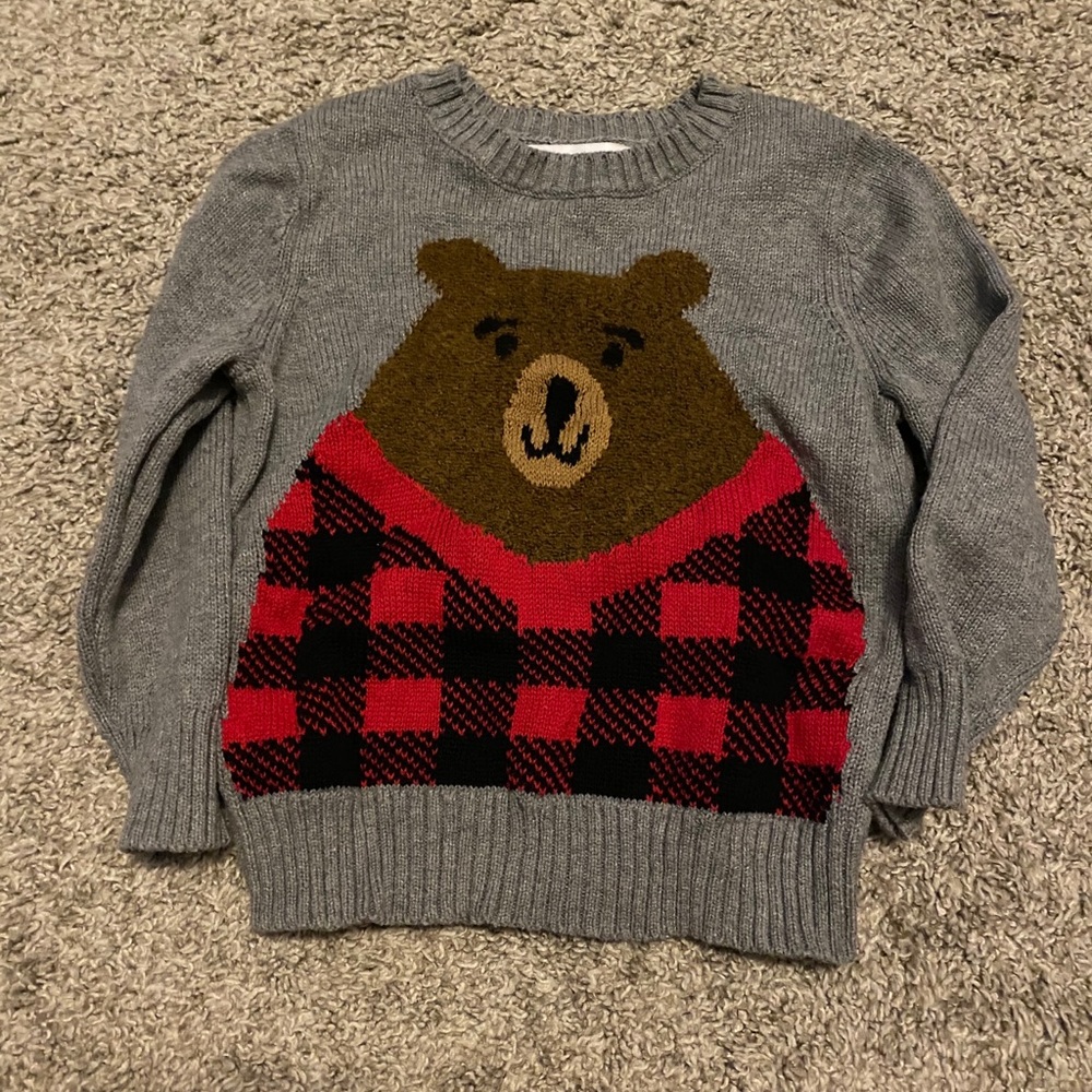 Old Navy bear sweater